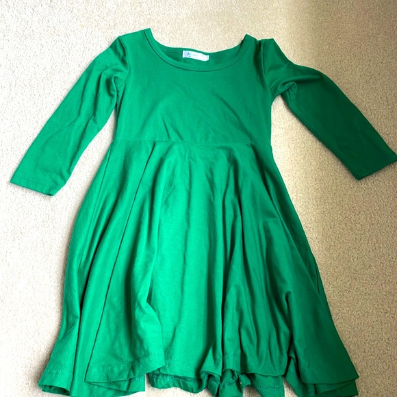 Green dress - Picture 1 of 1